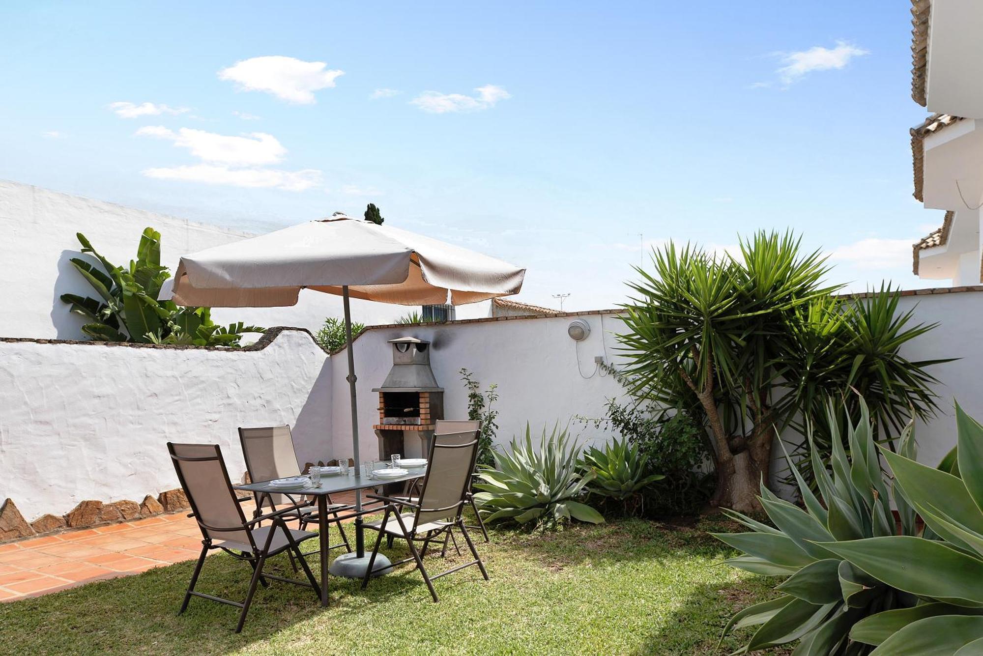 Chalet Fuente3 Piscina Comun Famila 콘일데라프론테라 외부 사진